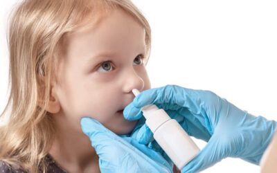 Vaccino influenza: spray nasale per i bimbi e vaccini potenziati per over 60